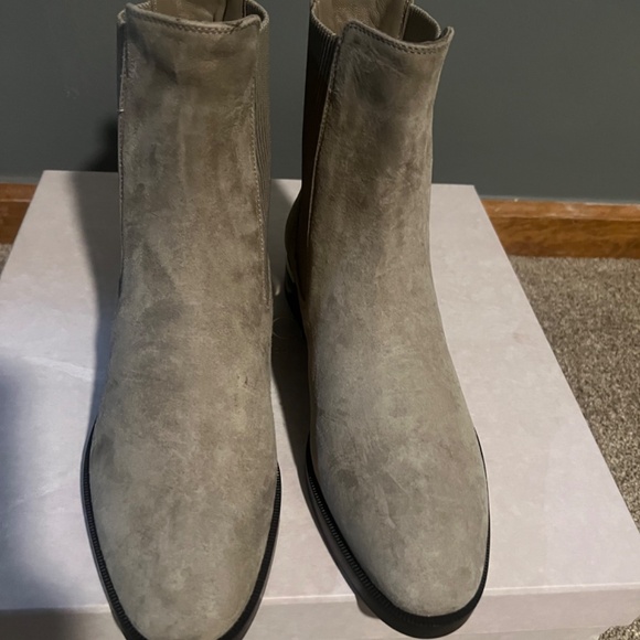 Jimmy Choo Thessaly boot - Picture 9 of 13